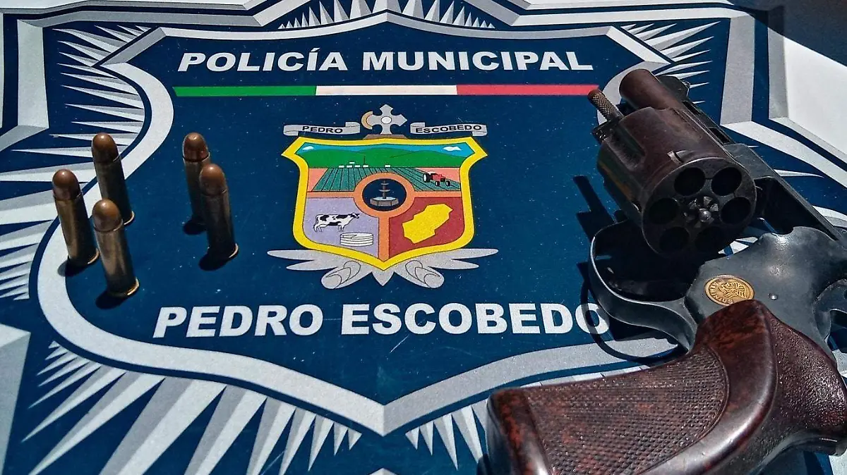 23 MAY EL ARMA LA LLEVABA