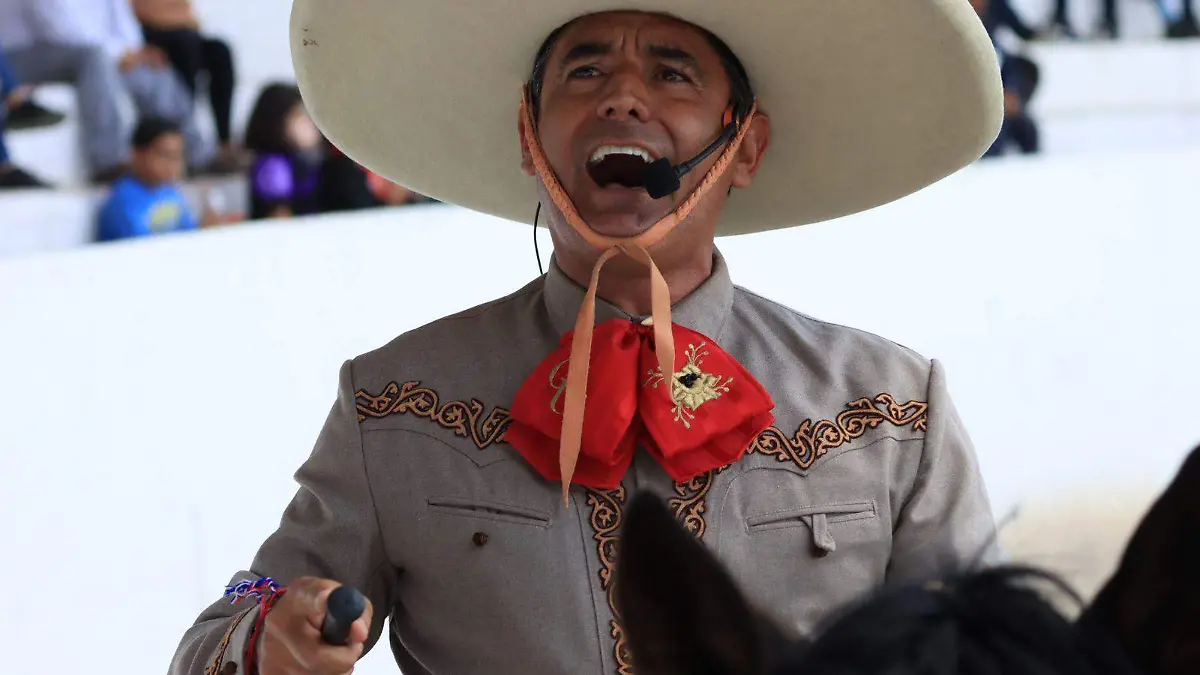 FOTO PRINCIPAL SJR El cantante Gerardo Urquiza