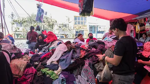 En auge negocio de la “ropa americana” - El Sol de San Juan del Río | Noticias Locales, Policiacas, de México, Querétaro y el Mundo