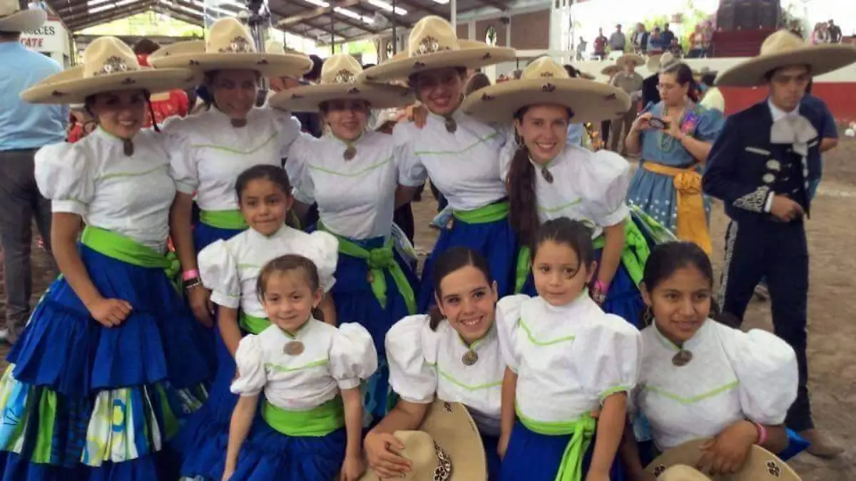 9.- Ellas integraron