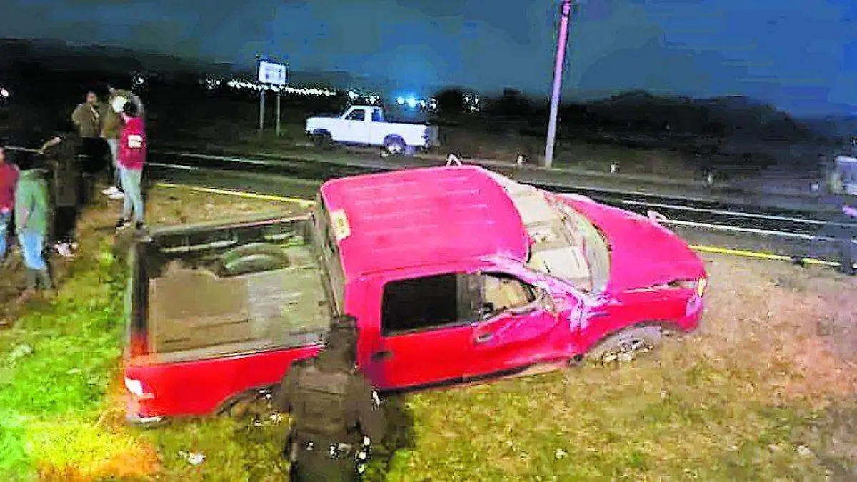 SJR POLI LA CAMIONETA QUEDO_CMYK