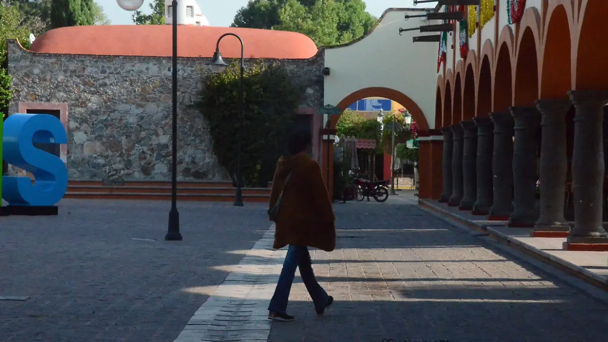 Buscan entregar medallas a mujeres destacadas en Tequisquiapan.  Archivo  El Sol de San