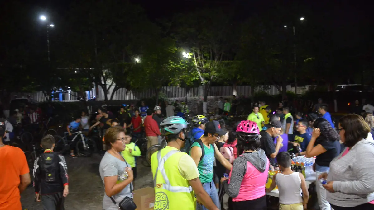 DEP 22 LOS CICLISTAS