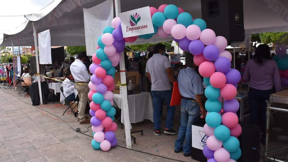 d78a2865-9e0a-4f69-816f-ee34d036f813