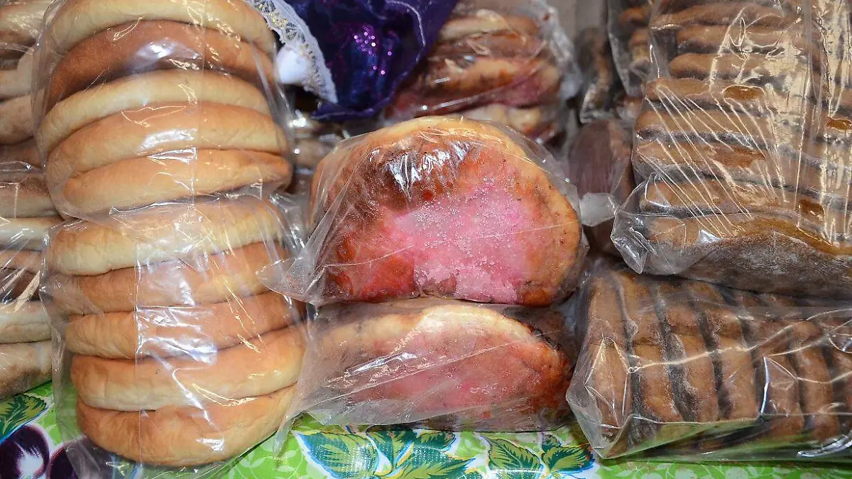 El pan tradicional de Amealco es el de quesadilla, anís y al que se le denomina de indio.