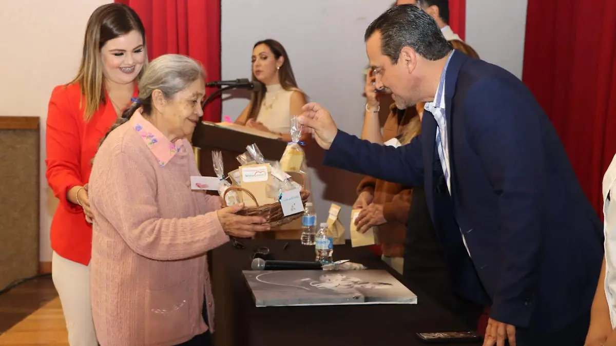 FOTO PRINCIPAL SJR Pan casero para los invitados