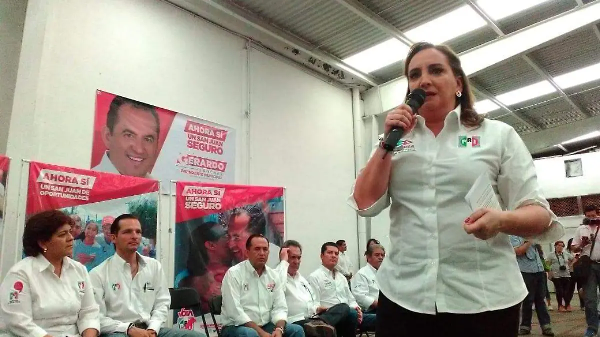 Claudia Ruiz massieu