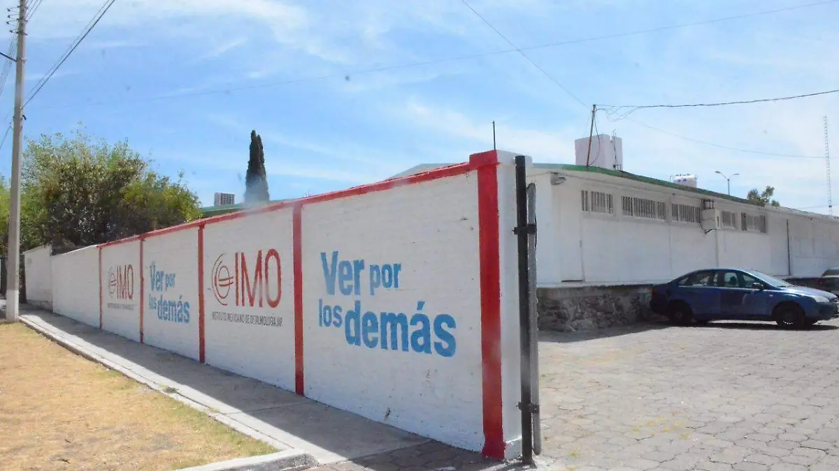 b9fe8b4c-6f88-41a3-a4d7-8805f7fb6f0c