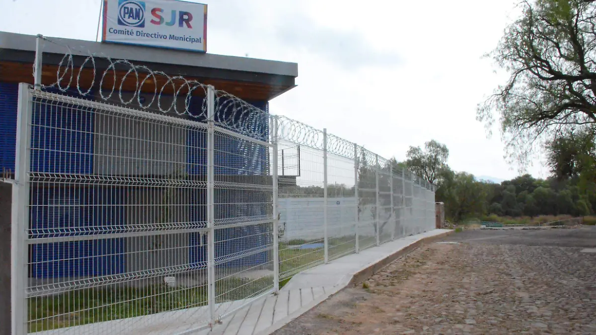 Engrosan filas de militantes en el blanquiazul de San Juan del Río.  Luis Luévanos  El Sol de San Juan del Río.