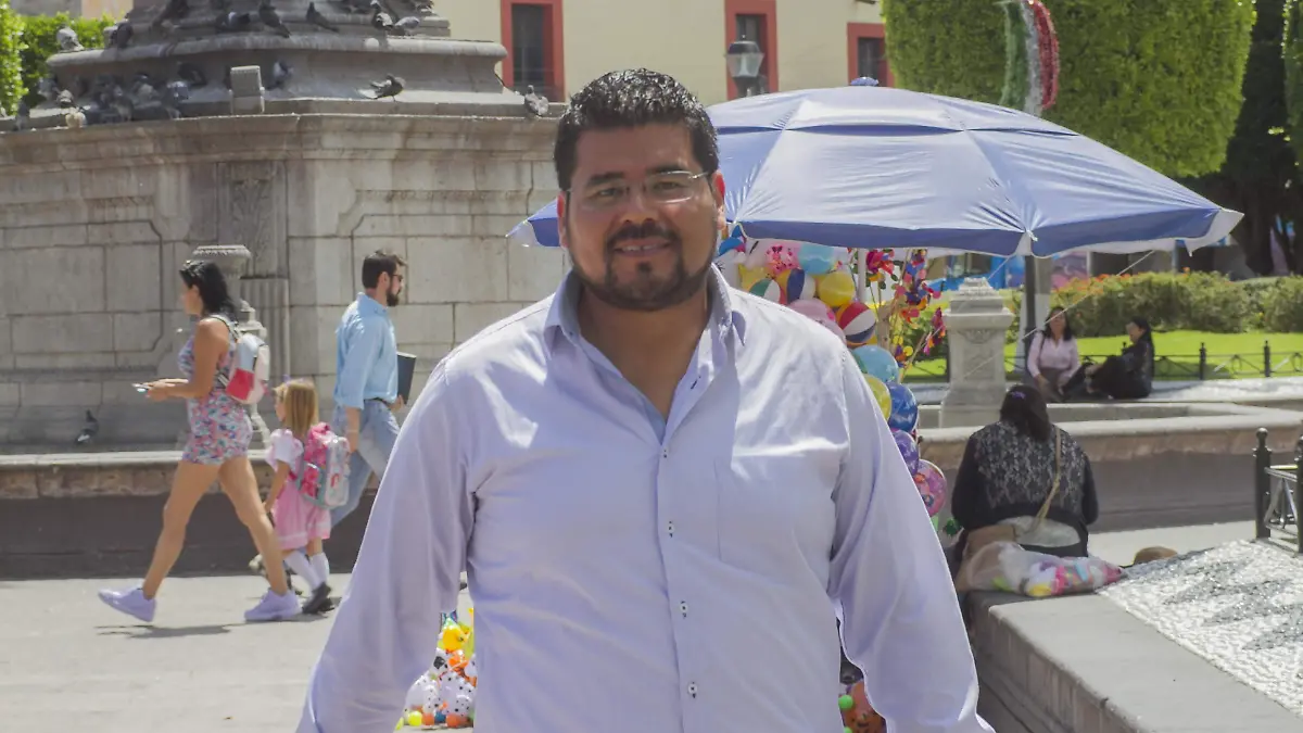 Néstor Gabriel Domínguez Luna, diputado local.  Foto César Ortiz.