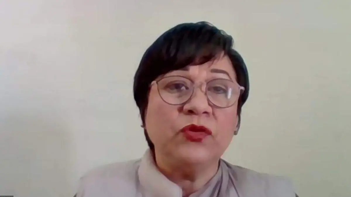 Martina P_rez Rend_n, directora de los Servicios de Salud en el estado de Quer_taro.  Dolores Mart_nez.  El Sol de San Juan del R_o.