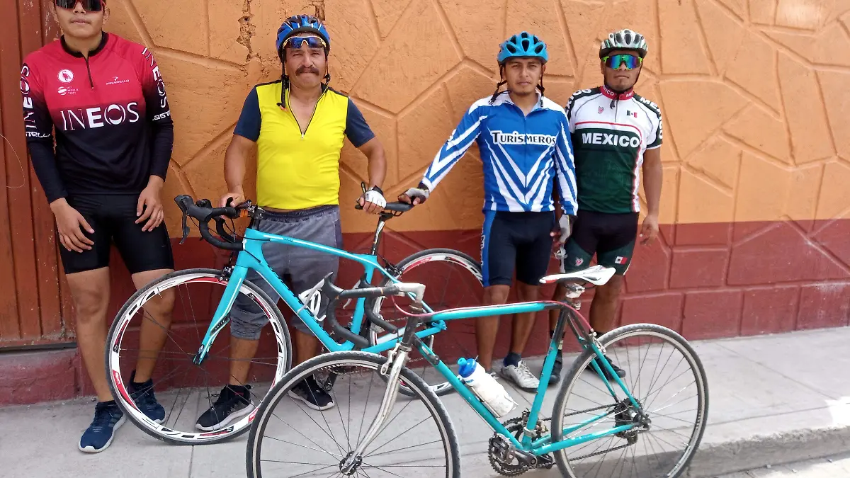 DEP 30 LOS CICLISTAS