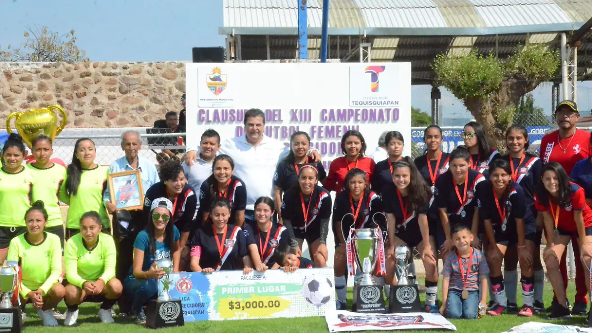 30 01 PRINCIPAL RÍO SOCCER