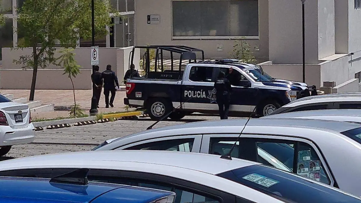 SJR POLI SE LO LLEVARON A LA