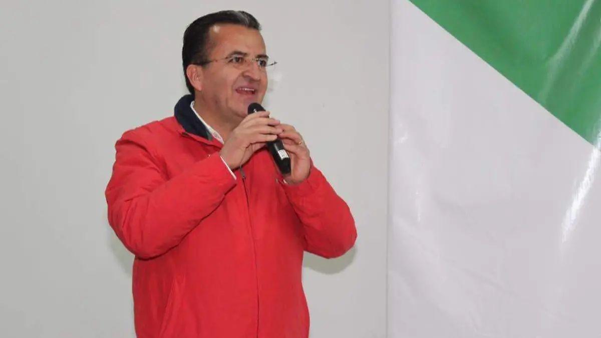 Gustavo Mendoza Navarrete, candidato del PRI a la presidencia de Amealco de Bonfil.