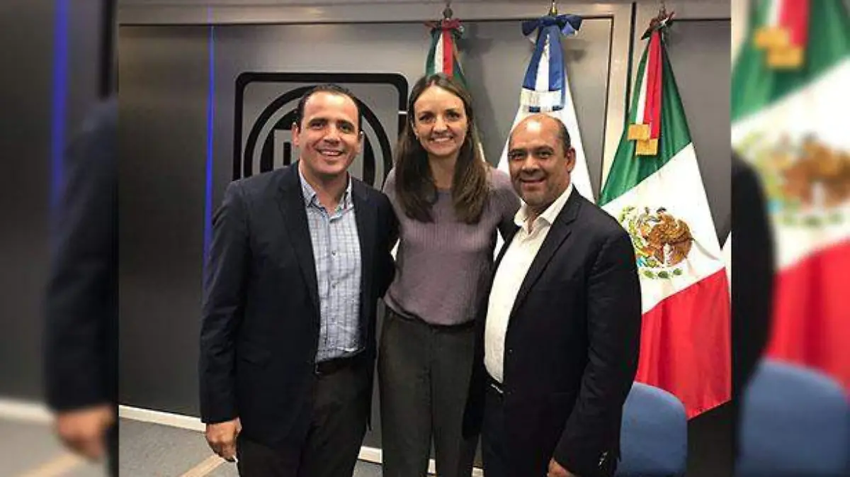 Los diputados federales queretanos acompañaron al alcalde de Amealco para gestionar recursos a favor de la población.