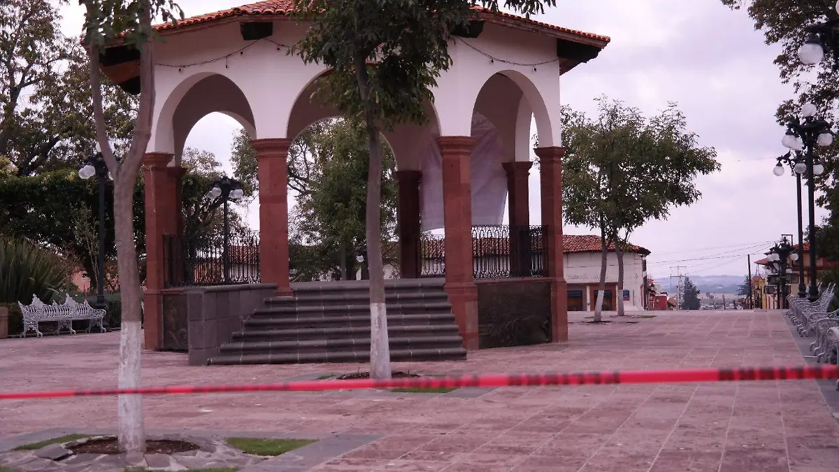 Prevalecen restricciones en espacios públicos de la demarcación. Dolores Martínez. El Sol de San Juan del Río.