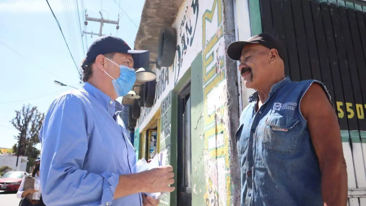 Mauricio Kuri entrega informe de actividades en San Juan del R_o.  Cortes_a Comunicaci_n Social Mauricio Kuri.