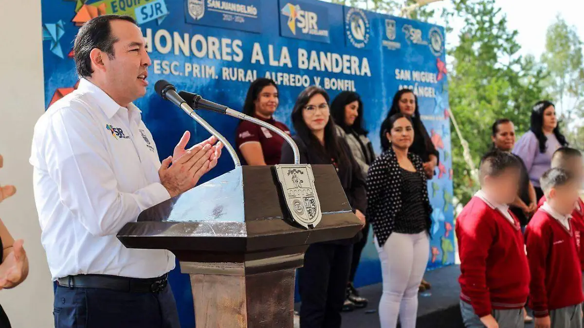 SJR_Encabezo los honores