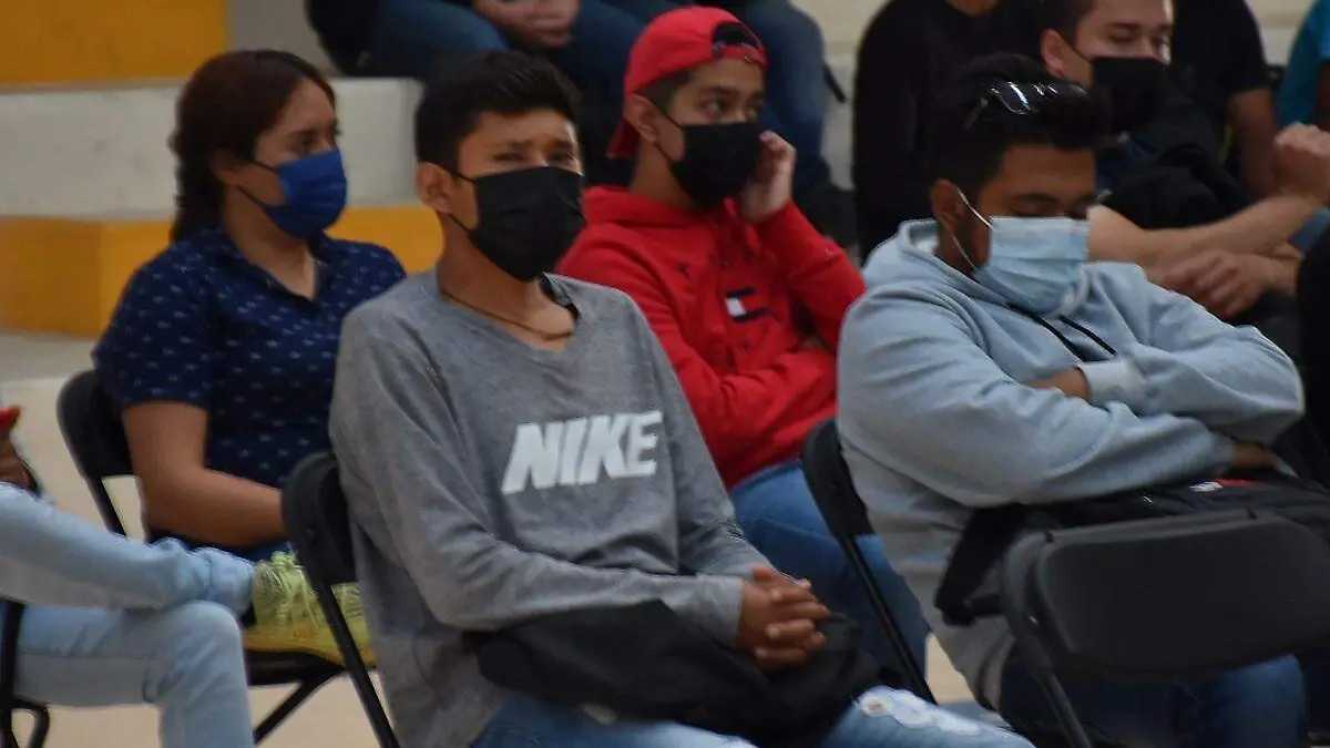 sjr Pretenden acercamientos