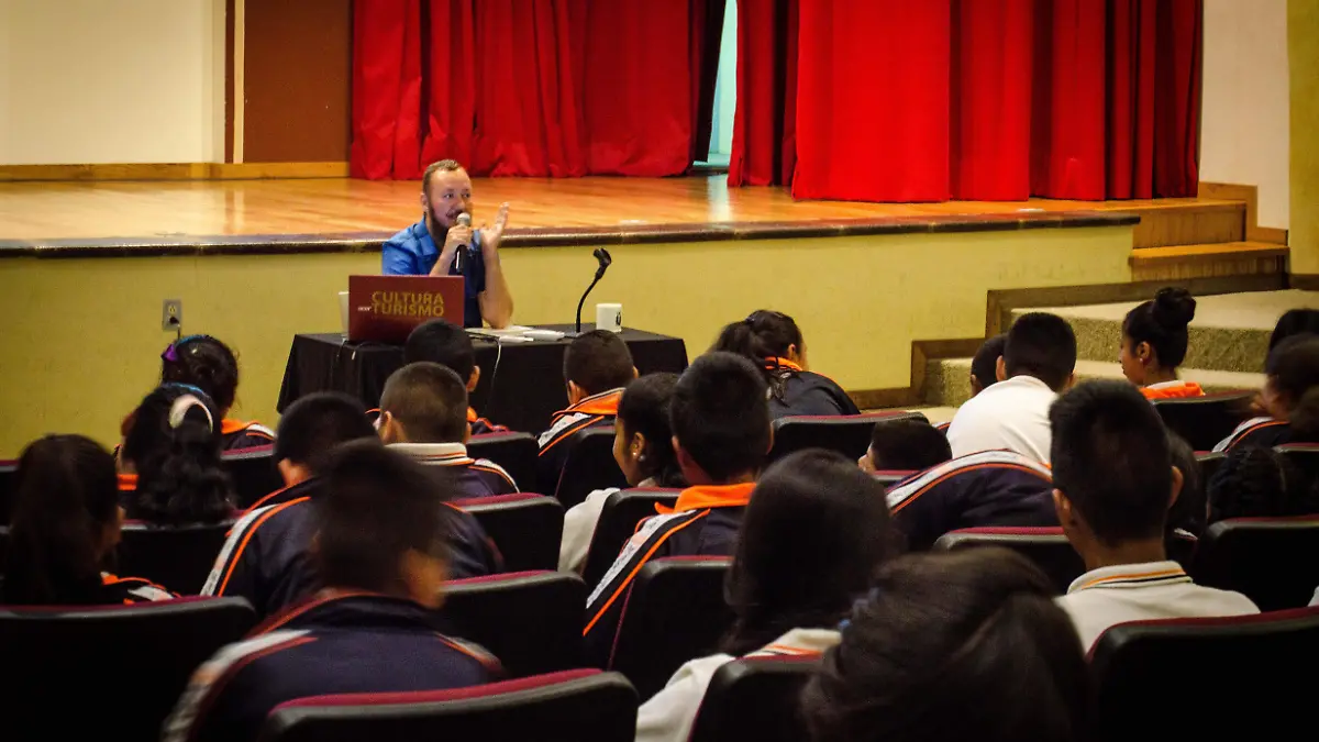 7.- Conferencias
