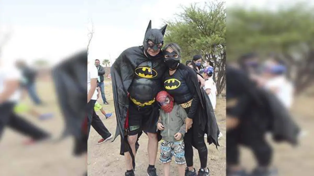 DEP 30 LOS SUPER HEROES