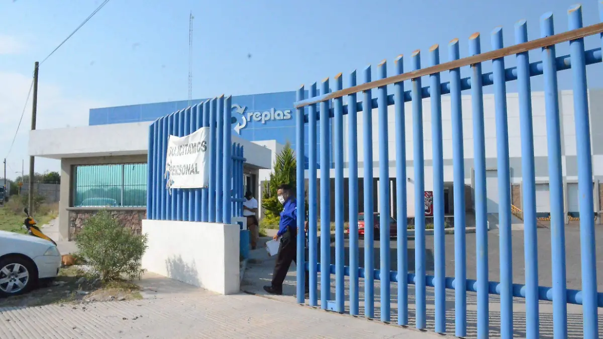 Fortalecen a las empresas para que el retorno se de en las mejores condiciones. Luis Lu_vanos. El Sol de San Juan del R_o.