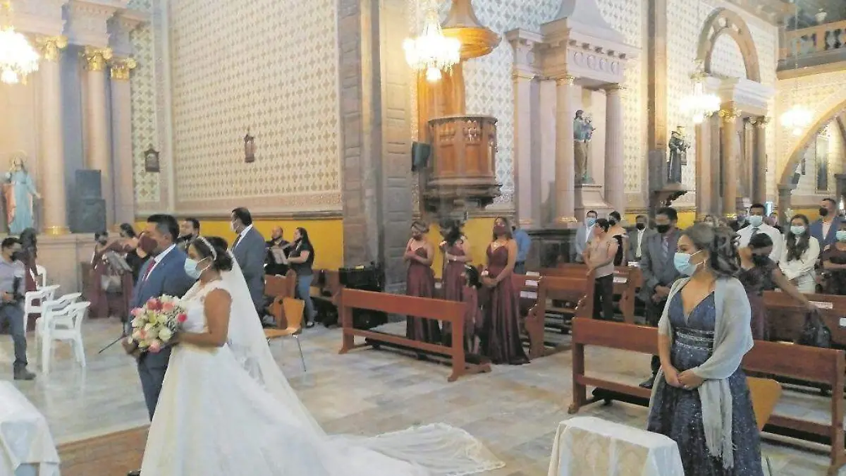 1.- Los contrayentes