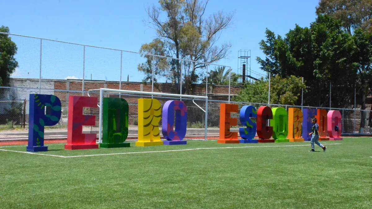 Indereq invertirá en rehabilitación de espacios deportivos de Pedro Escobedo. Foto Luis Luévanos.
