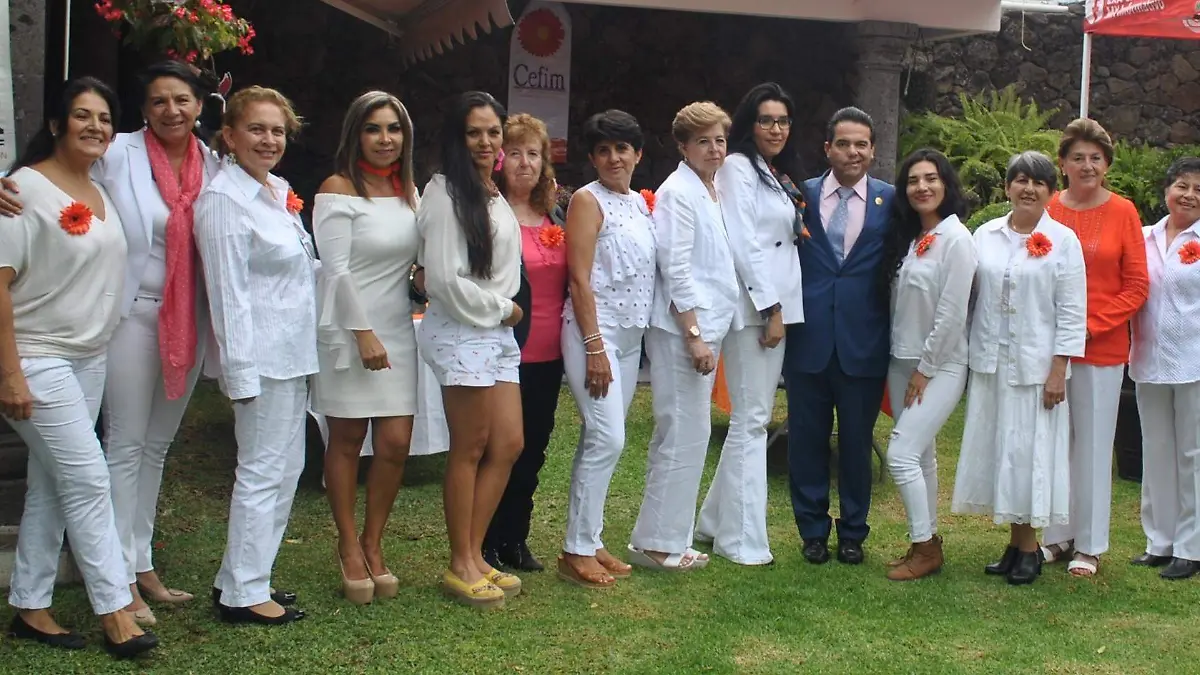 2.- Como