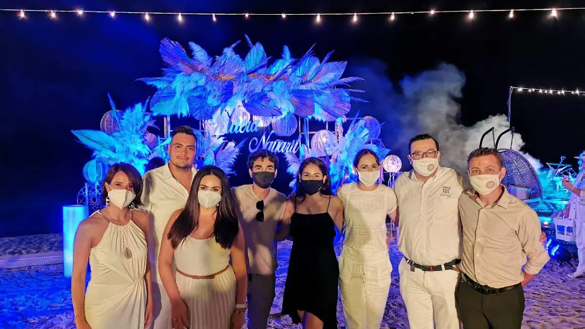 Al pie de la playa fue el escenario para este importante evento.  Cortes_a FB Sectur.