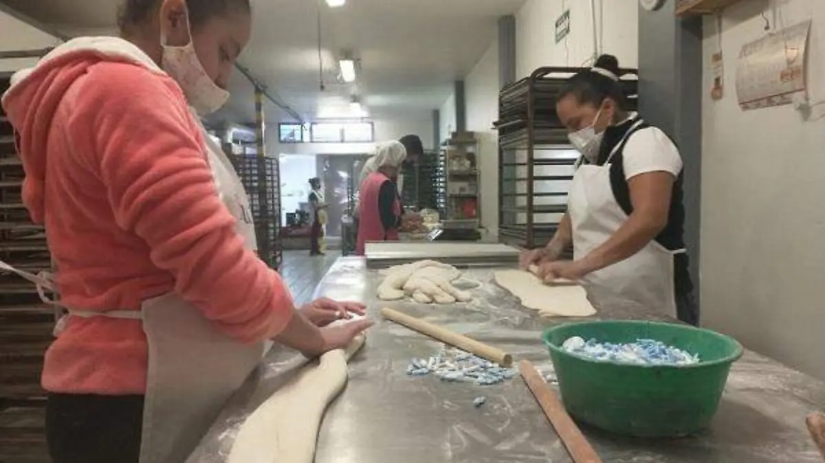 Permanece el secreto para que predomine el sabor casero en cada pieza.  Dolores Martínez.