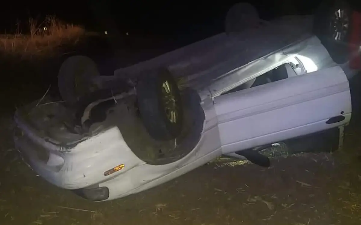 04 DIC AUTO TERMINO VOLCADO