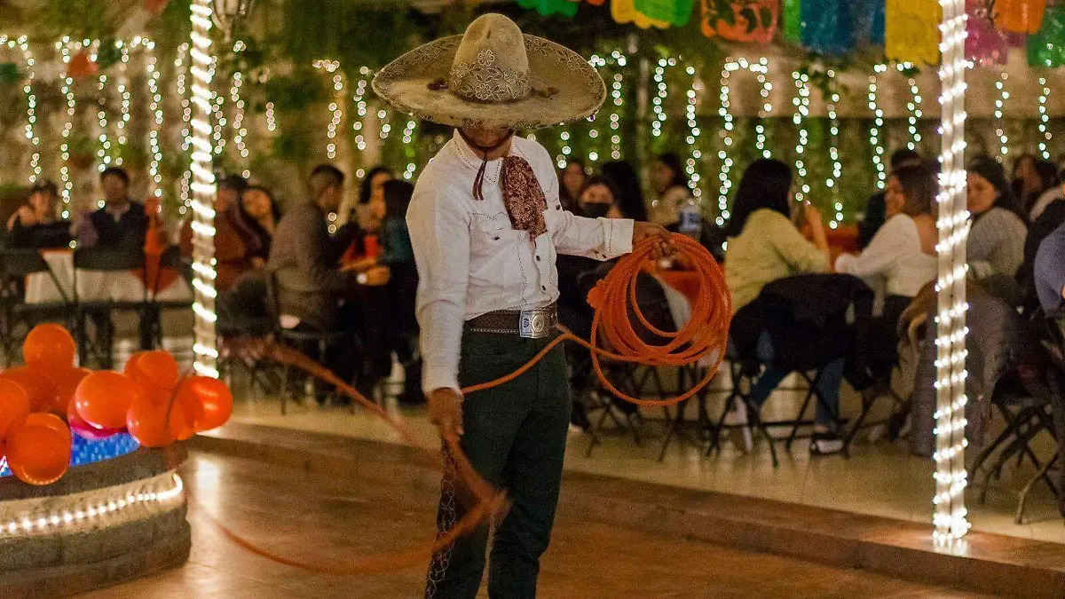 FOTO PRINCIPAL SJR Floreado de soga