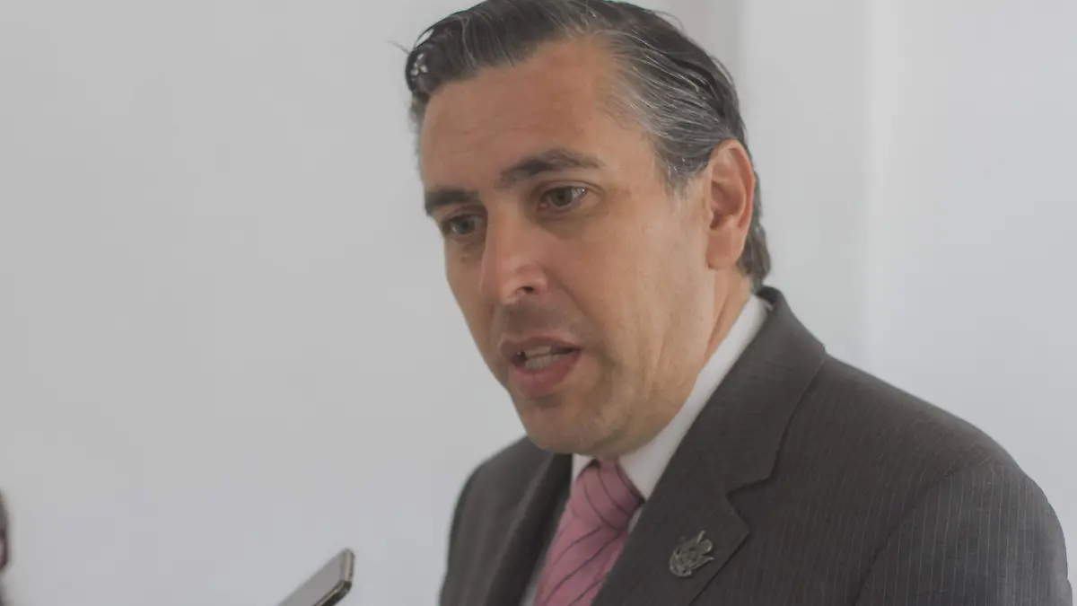 Juan Pablo Sosa Peña, director de Profesiones en el estado de Querétaro.  Foto César Ortiz  El Sol de San Juan del Río.
