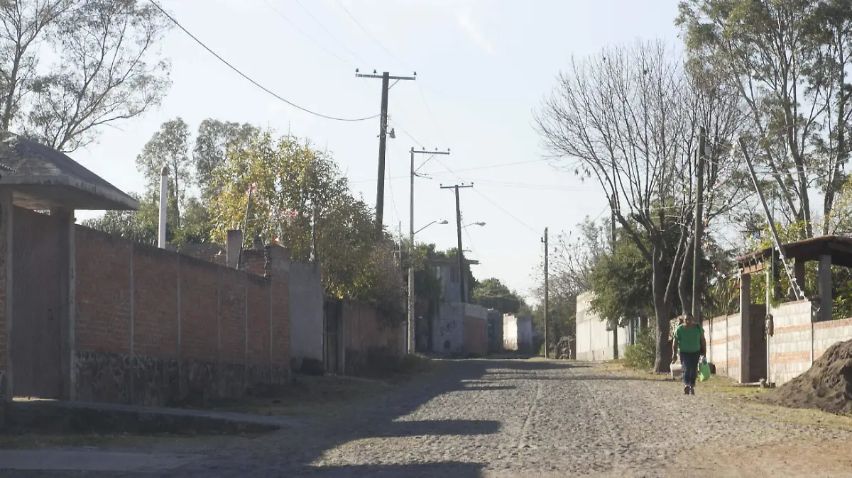 Piden solución para esta queja. Foto César Ortiz.  El Sol de San Juan del Río.