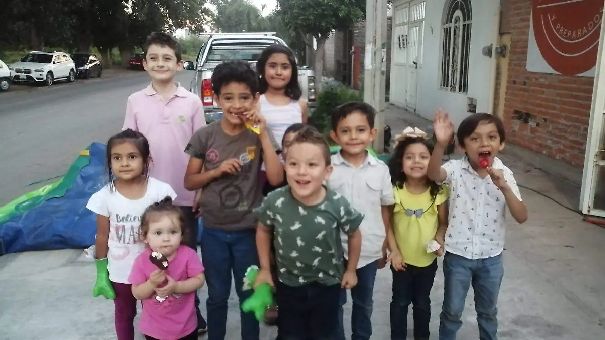 SJR Los niños de la fiesta