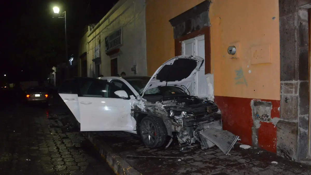 03 de noviembre EL VEHÍCULO COMPACTO