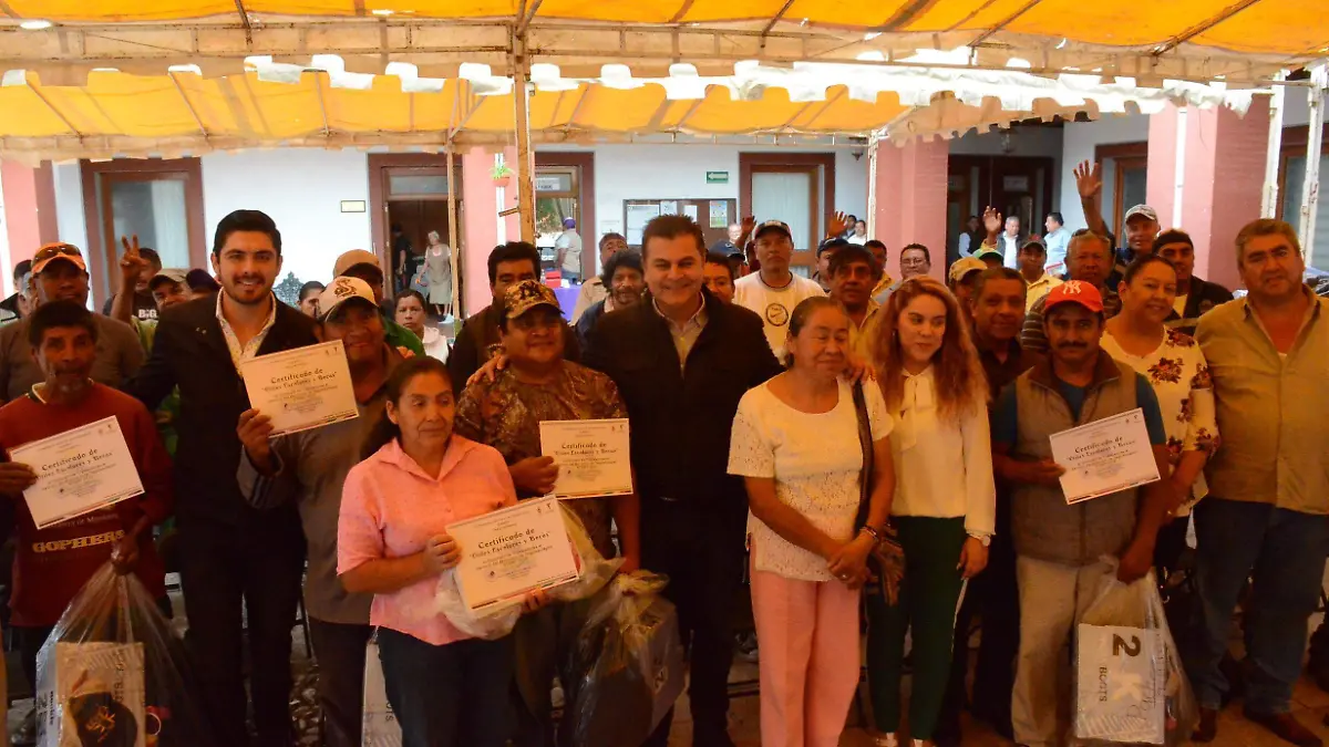 TRABAJADORES
