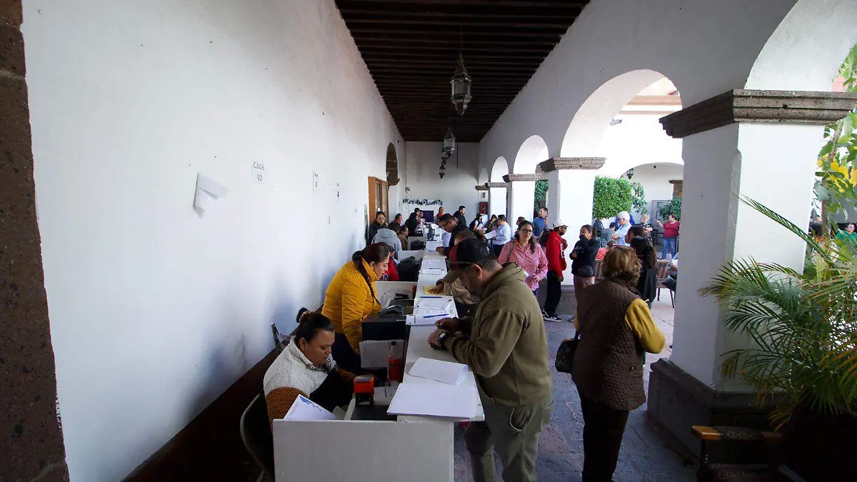 Todo el mes estarán abiertas las cajas