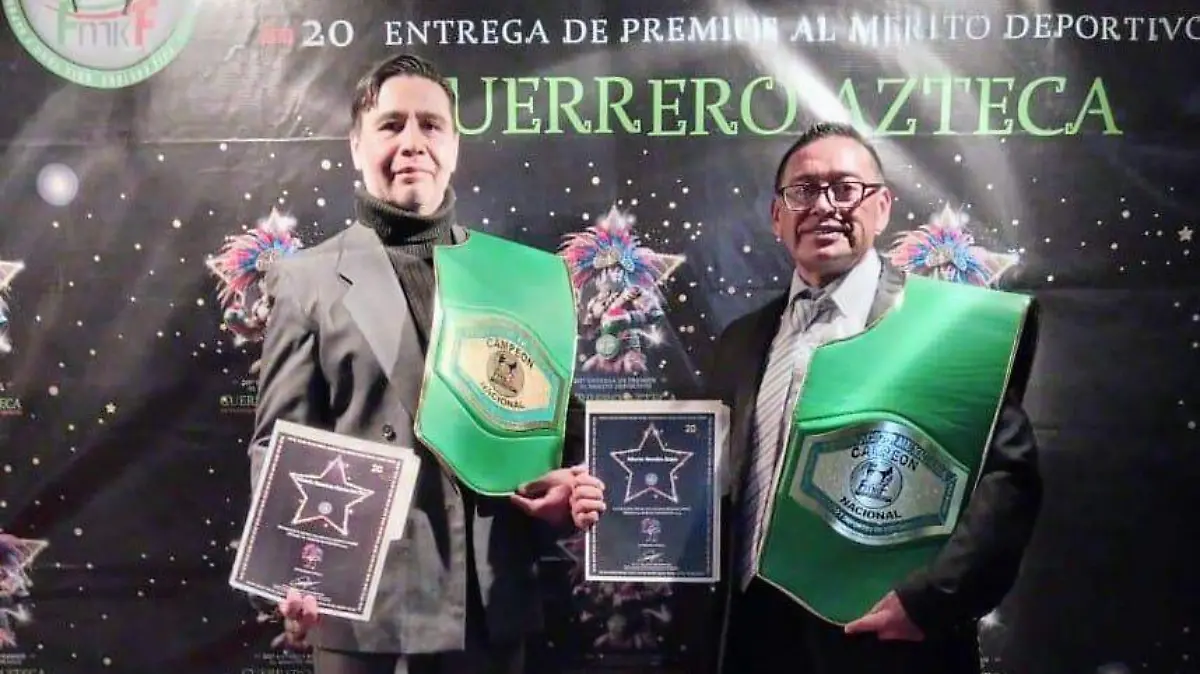 SJR CON UNA