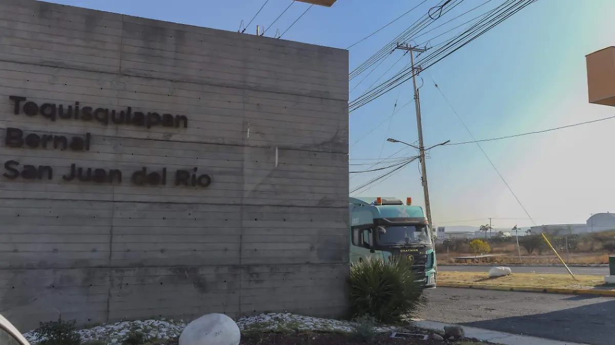 Diversos sectores se van