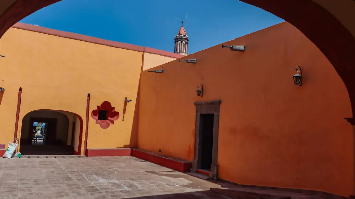 sjr El inmueble mucho