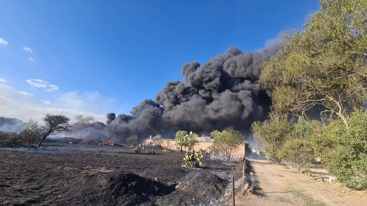 incendio chatarrera2