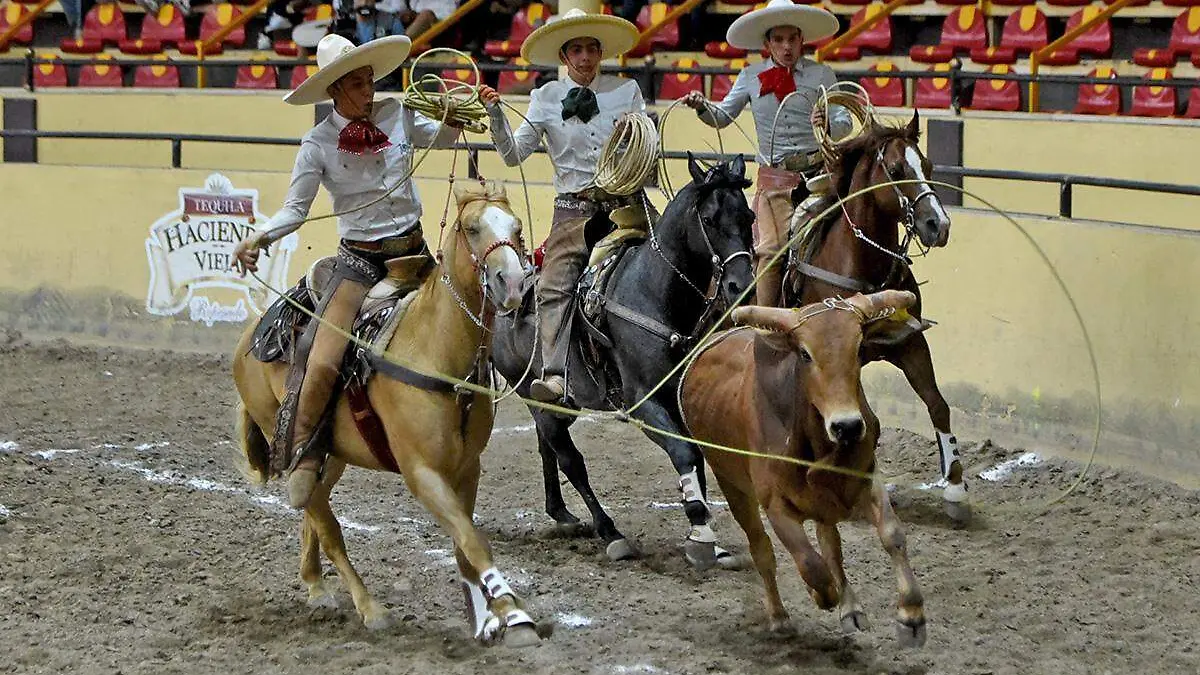 SJR QUERETARO FIGURO EN UN CERRADO MANO A MANO ANTE ZACATECAS