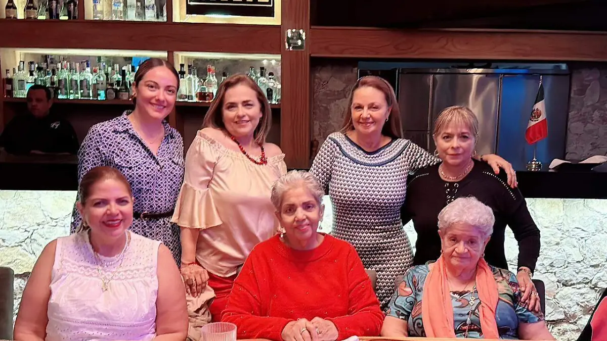 FOTO PRINCIPAL SJR Sus mejores amigas