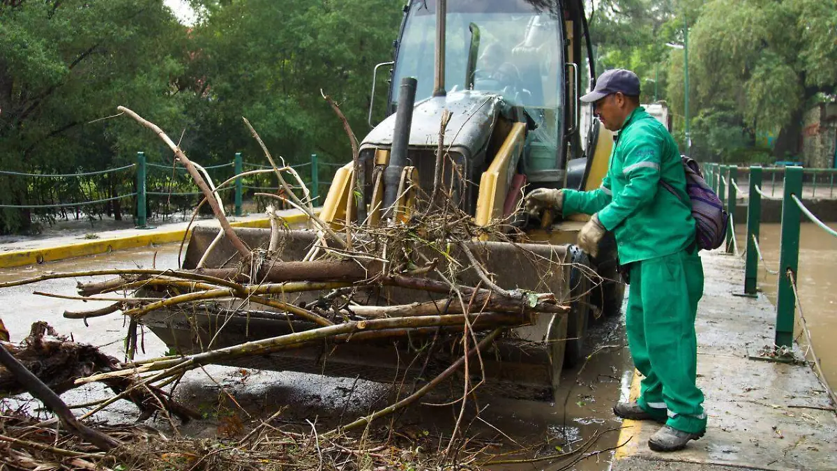 sjr Hubo arrastre de