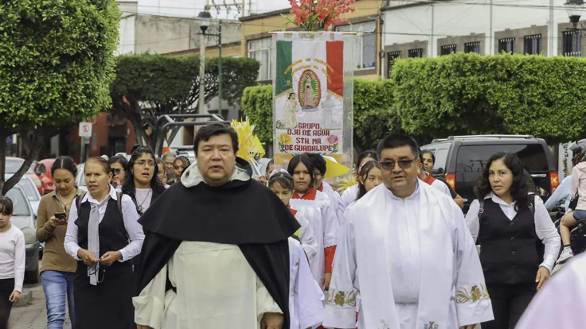FOTO PRINCIPAL SJR La procesion
