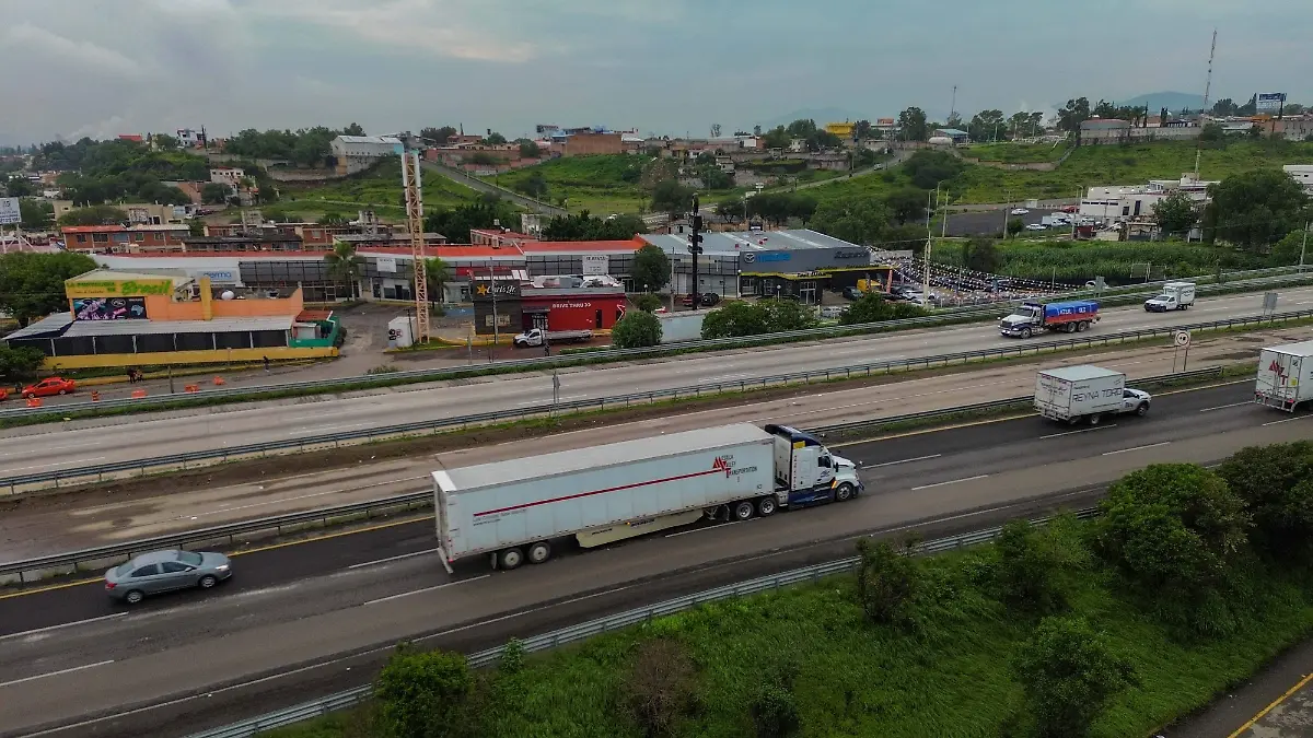 170725_autopista_57_transporte pesado_CO