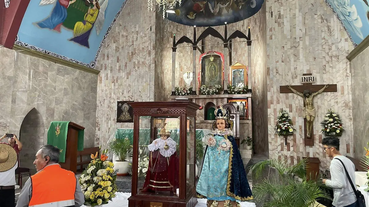 Iglesia lira